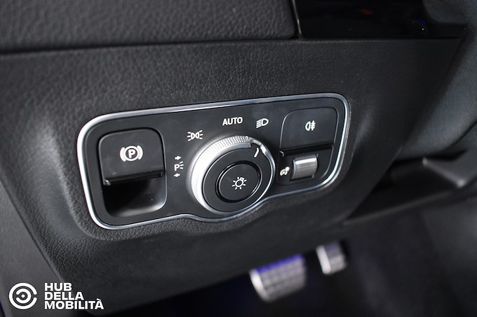 MERCEDES-BENZ GLA 220 d Automatic 4Matic Premium